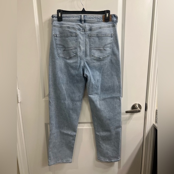 American Eagle Outfitters Light Blue Straight Leg Jeans Size 8R - Picture 3 of 6